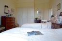 apartment-bedroom